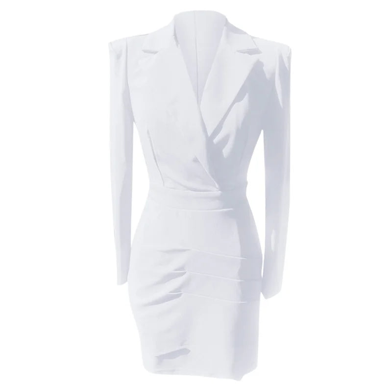 Elegantes Blazer-Kleid Nova mit stilvollen Akzenten und Reverskragen