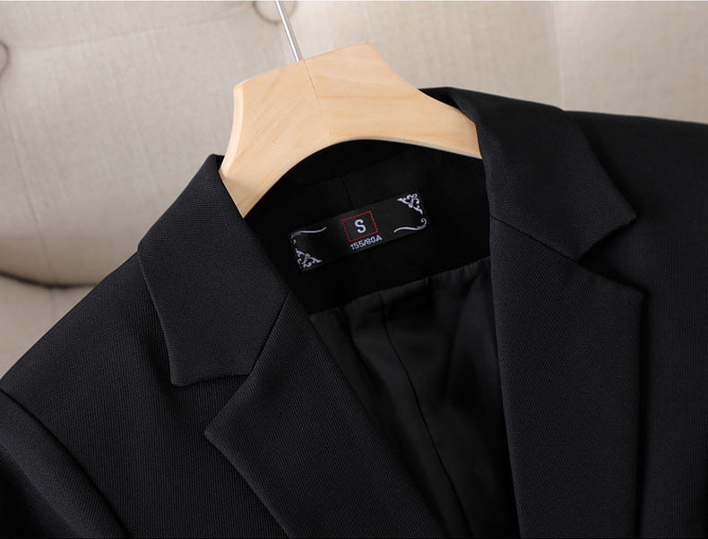 Elle - Eleganter Slim-Fit-Blazer für selbstbewusste Karrierefrauen