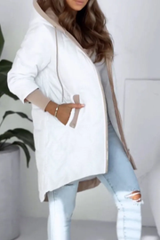 Eleganter, langer Damenwintermantel aus Wolle mit Kapuze – ideal für Herbst und Winter, warm und stilvoll