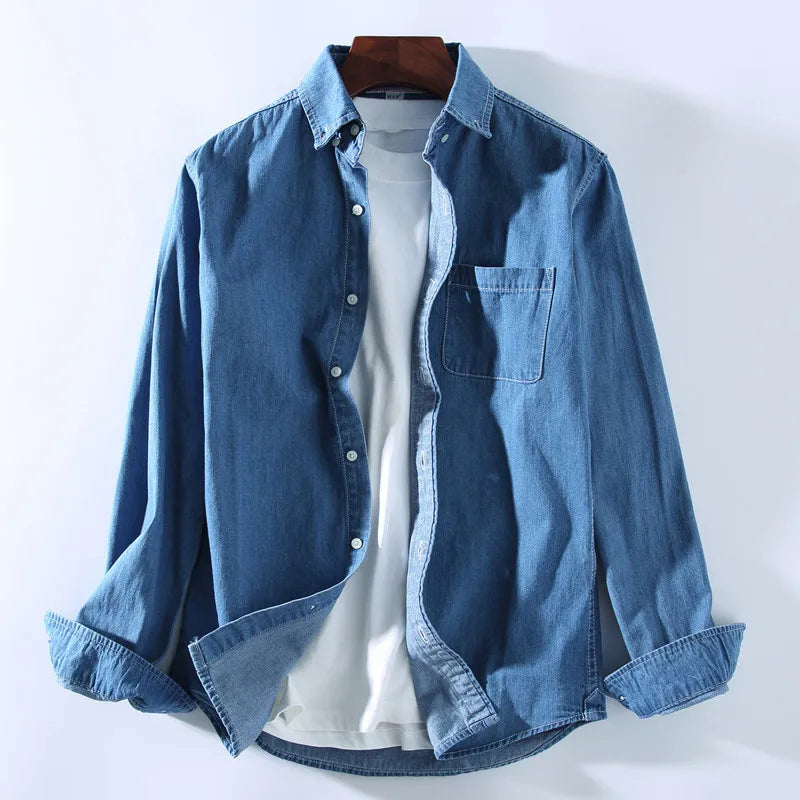 Modisches Herren-Denimhemd mit langen Ärmeln, klassischem Kragen und Knopfverschluss für einen entspannten Stil