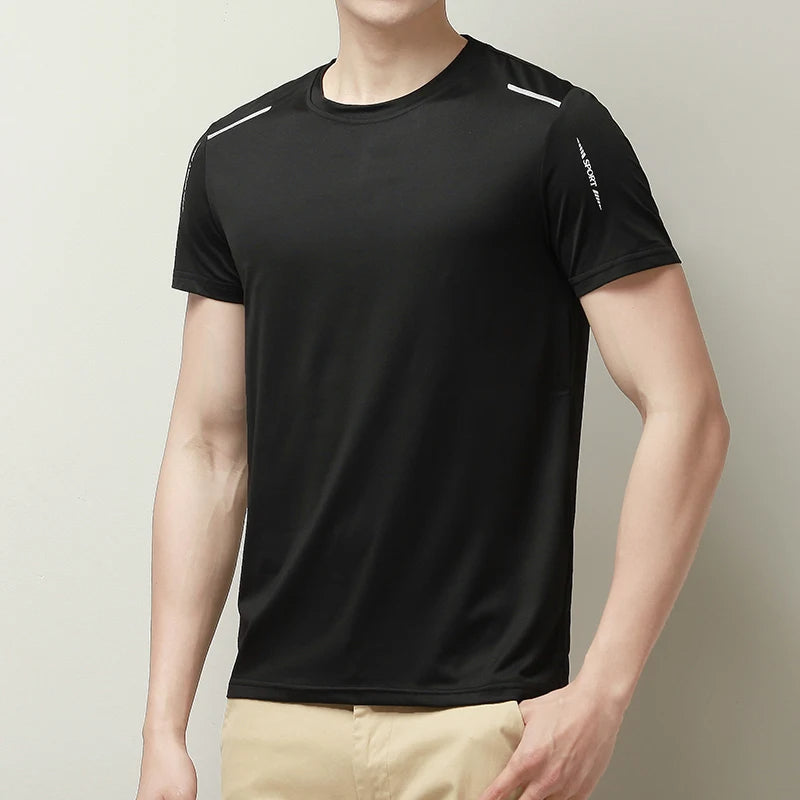 AeroDry Herren Sportshirt – Schnelltrocknend für ultimativen Komfort und Trockenheit beim Training