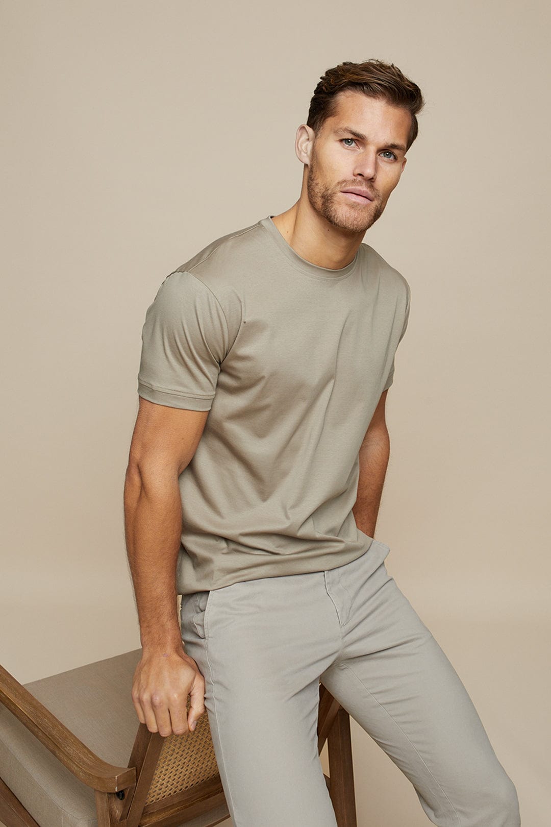 Bequemes Herren T-Shirt mit Rundhalsausschnitt - weiche Baumwollmischung für einen lässigen Look - perfekt für den Alltag