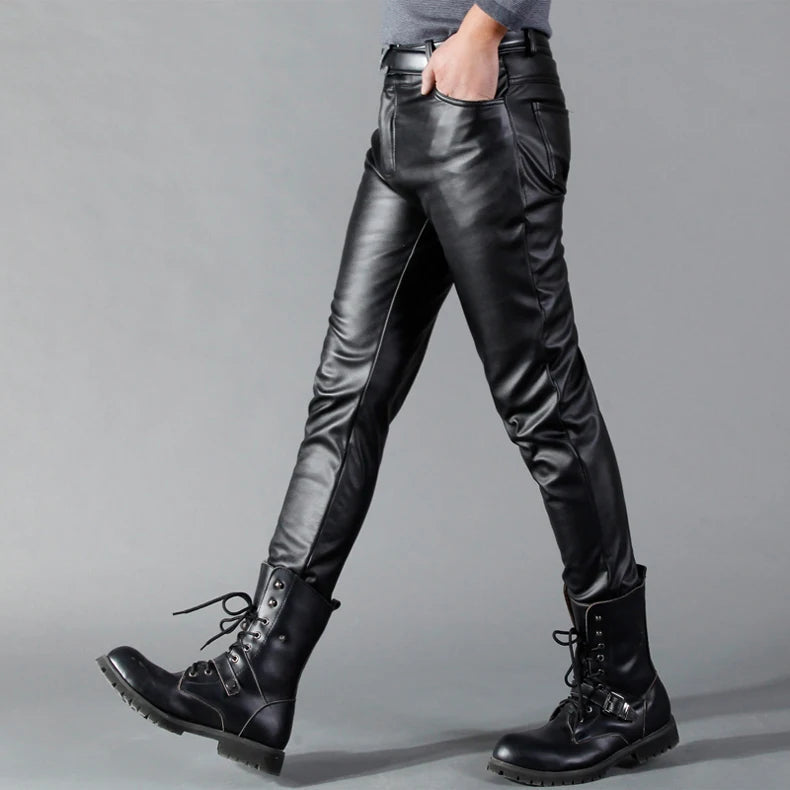 EdgeFlex - Slim-Fit Motorradhosen für Männer mit elegantem und stilvollem Design