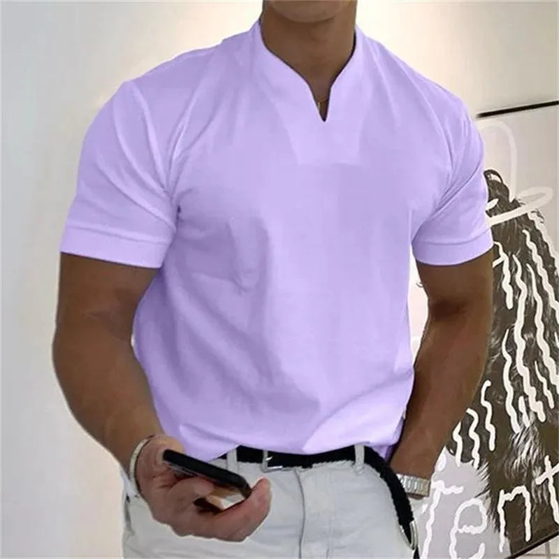 Herren V-Ausschnitt T-Shirt mit seitlichen Ärmelbündchen, schmaler Schnitt – perfekt für legere Looks
