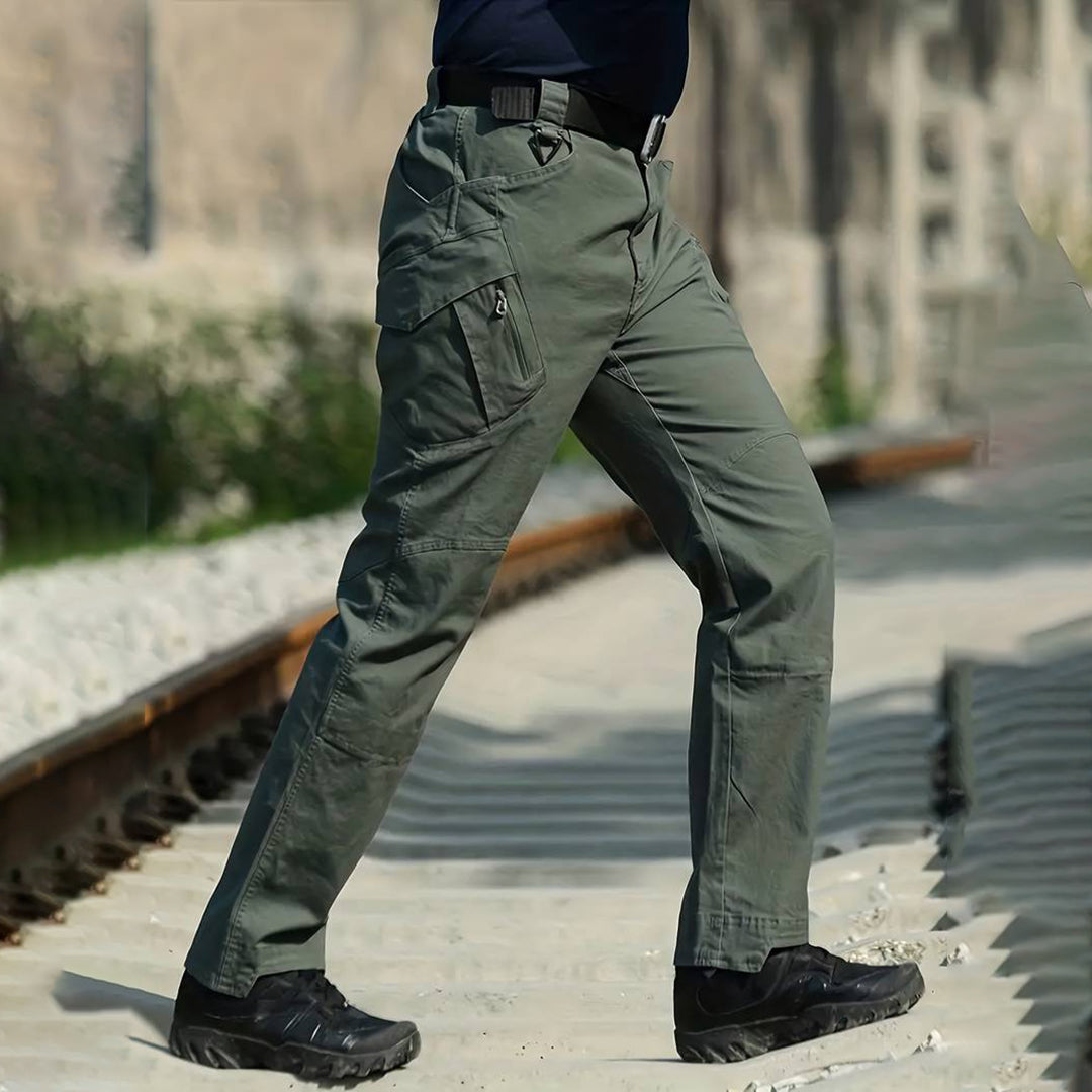 Logan - Signierte Cargo-Hosen mit zahlreichen Taschen für ultimativen Komfort