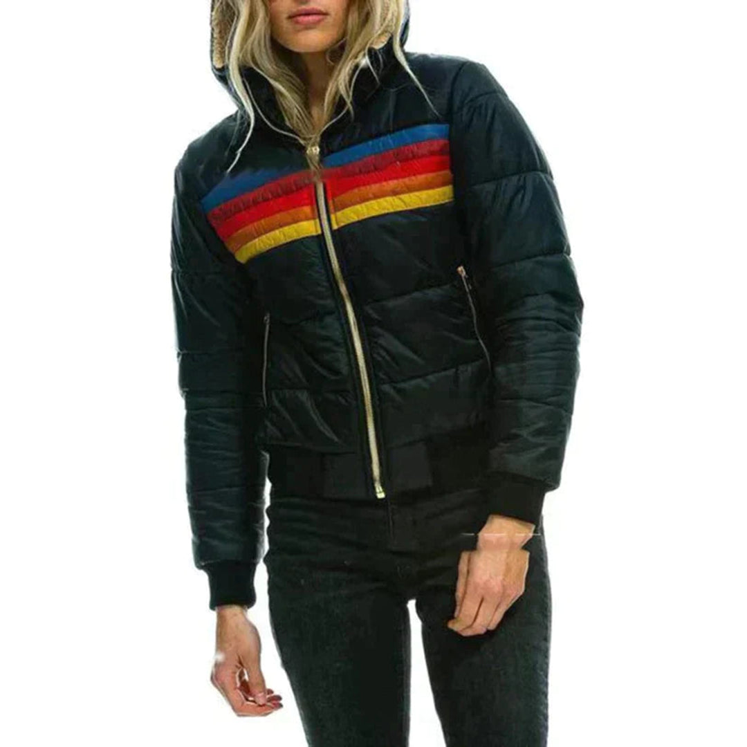 Adriana - Elegante Damenjacke mit bequemer Kapuze