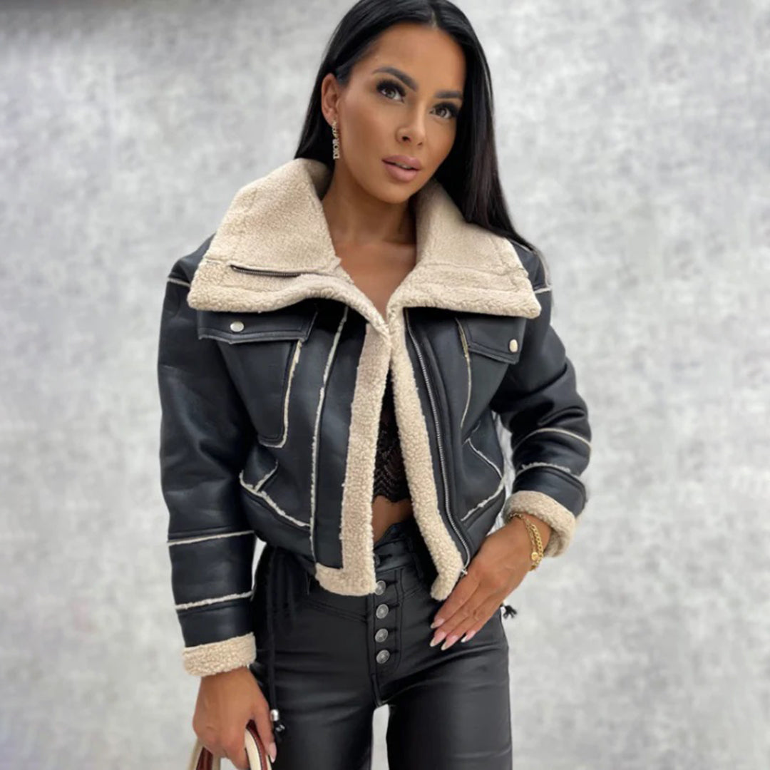 Stylische kurze Damen Winterjacke aus Leder mit Shearling-Futter