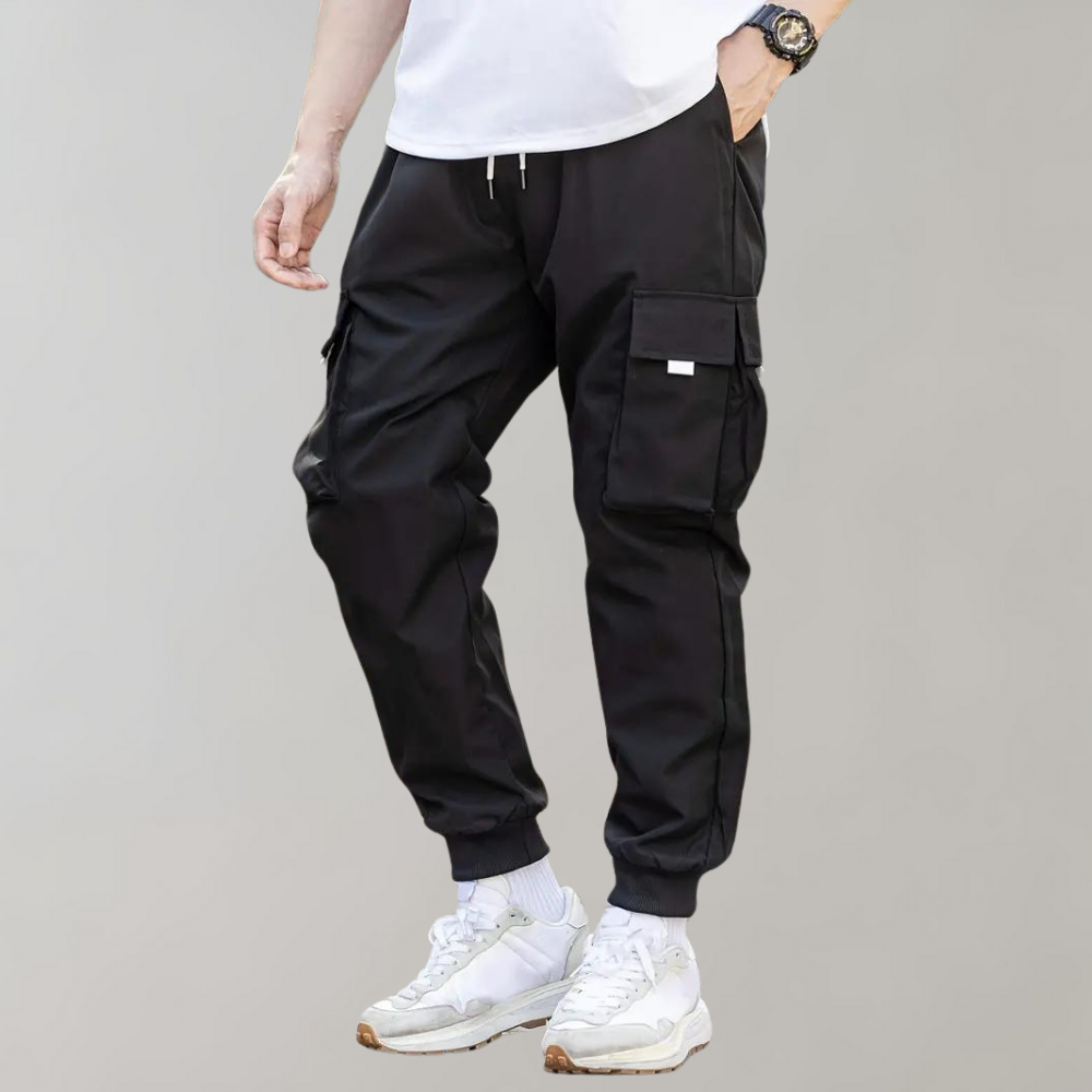 Stilvolle Herrenhose mit verstellbarem Kordelzug und praktischen Klappentaschen von Anchor