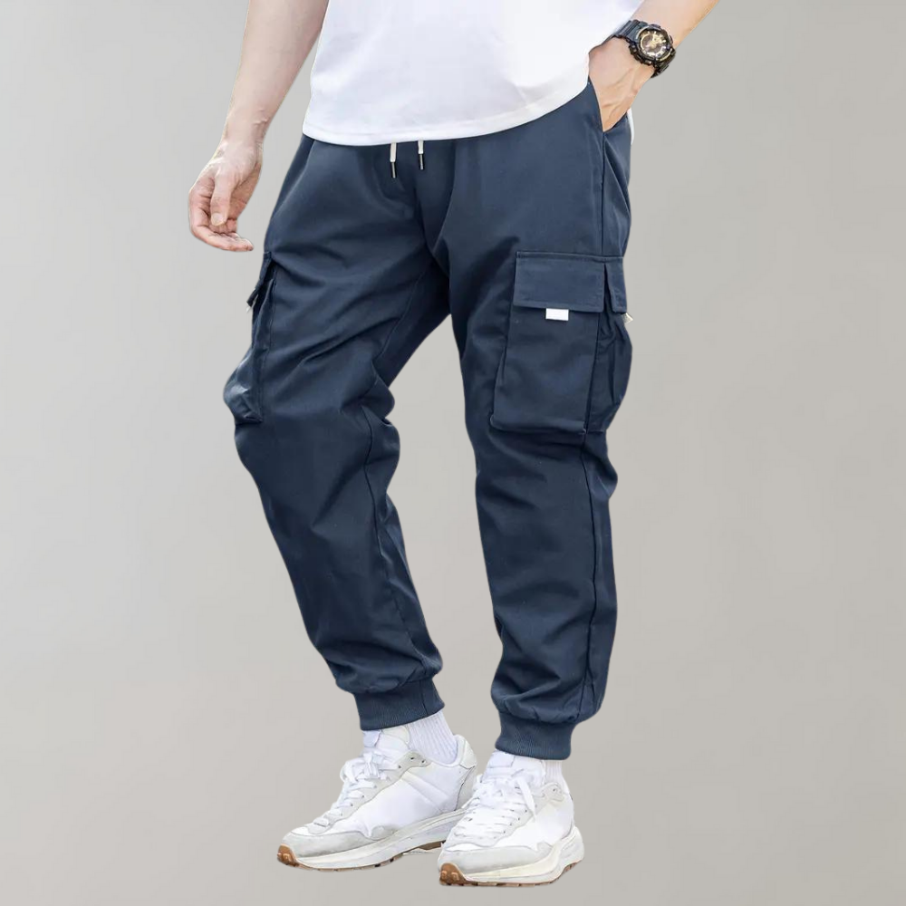 Stilvolle Herrenhose mit verstellbarem Kordelzug und praktischen Klappentaschen von Anchor