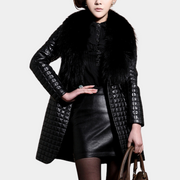 Lena - Eleganter Damenmantel im Daniela Design