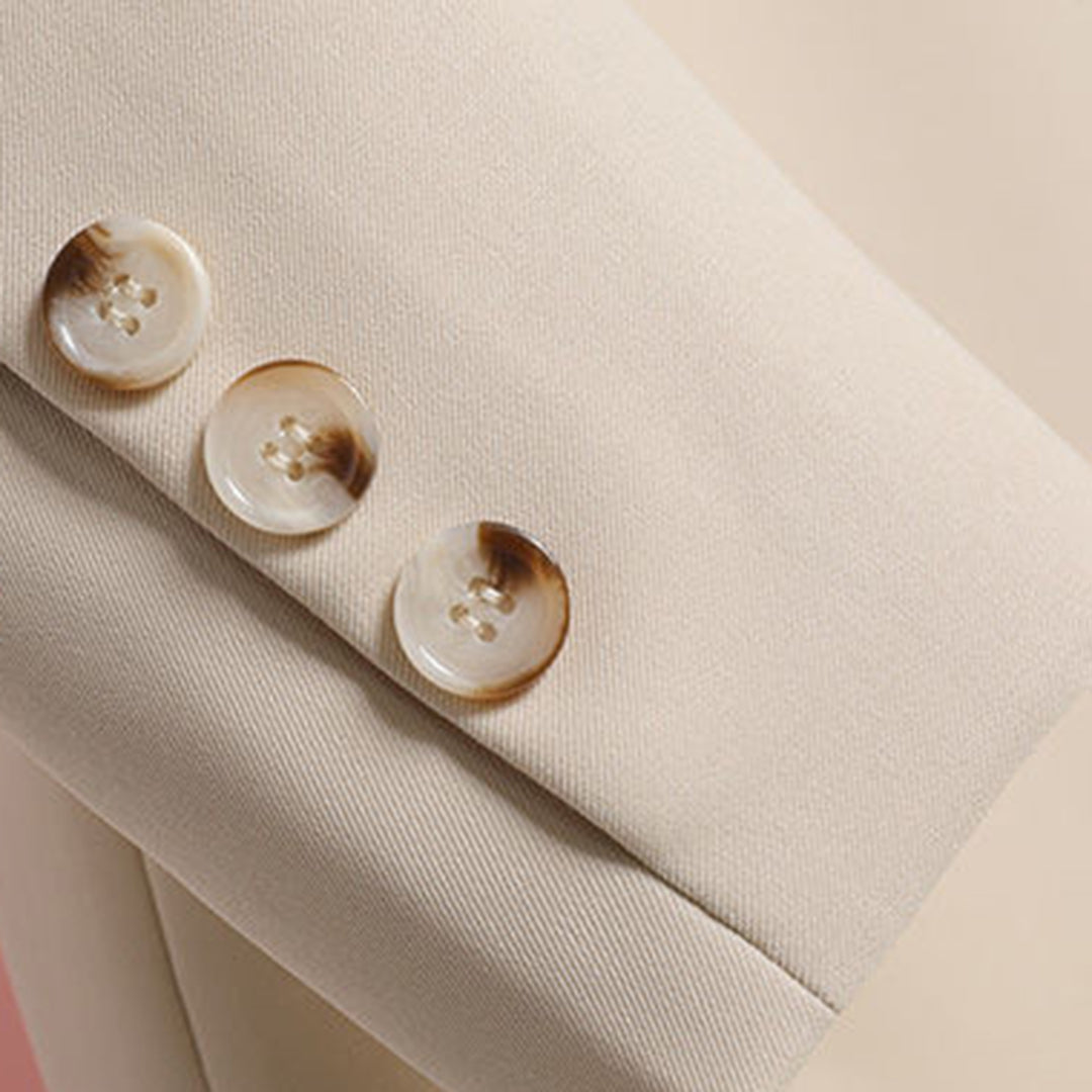 Elysa - Stilvoller Blazer mit raffinierten Details