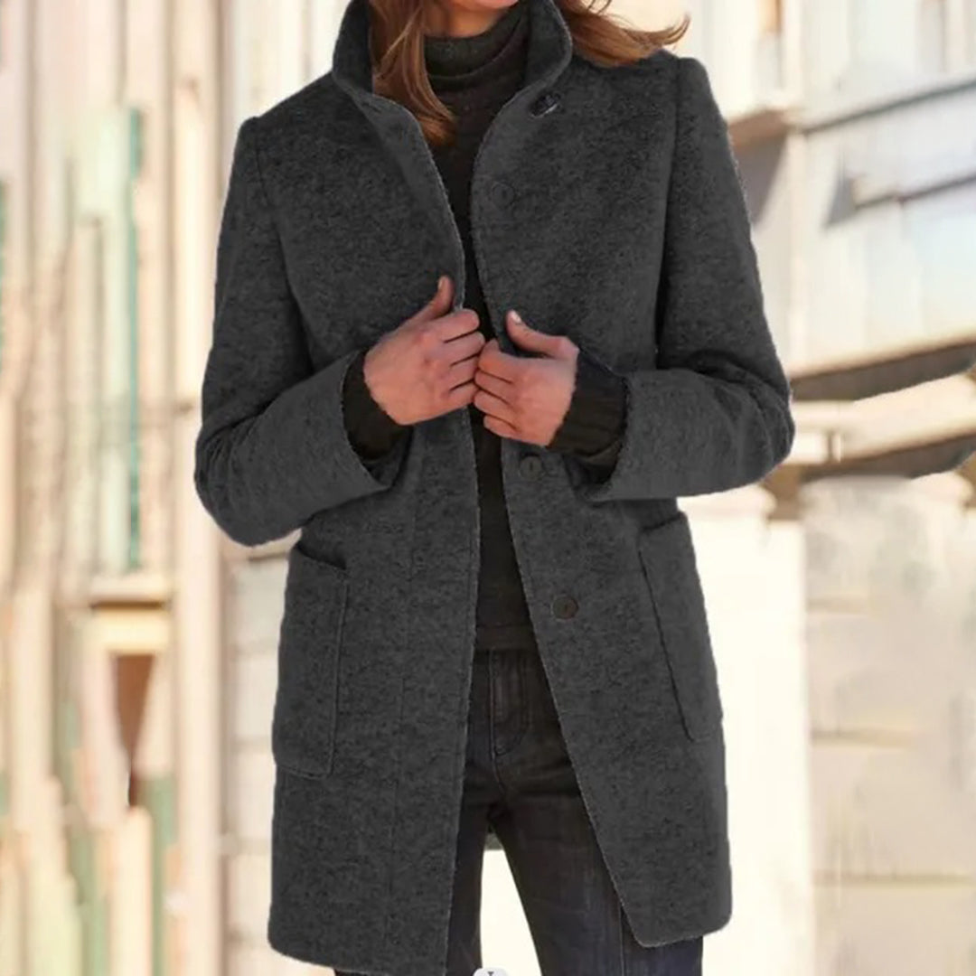 Eleganter Damen-Wollmantel für den Frühling im klassischen Schnitt