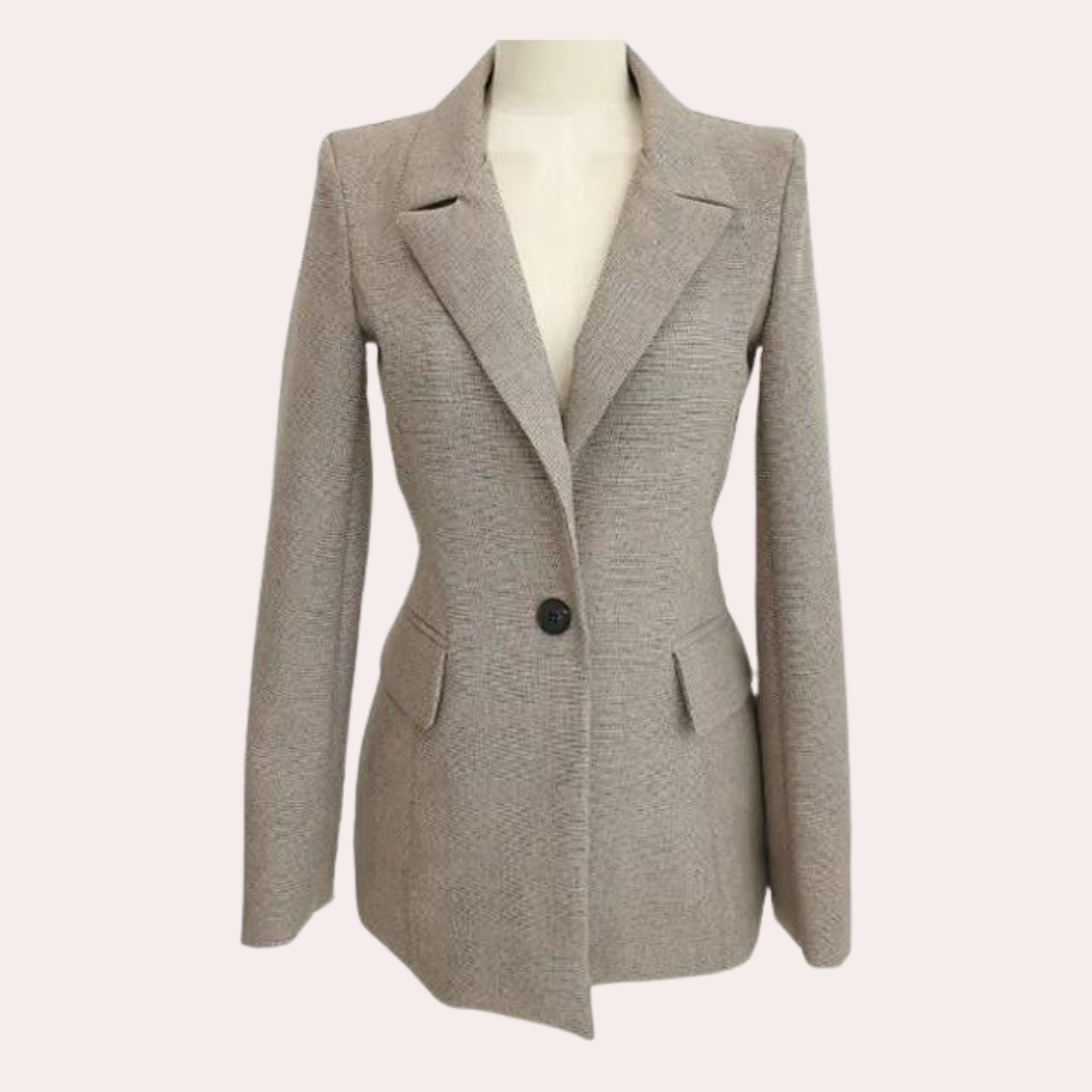 Nova - Eleganter 3-teiliger Damenanzug für einen chicen Auftritt