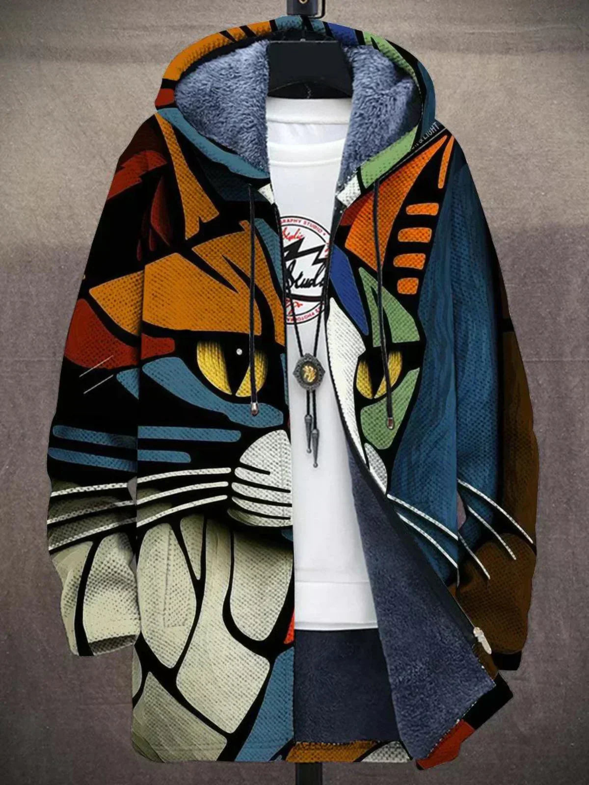 Elouera | Luxuriöse, kunstinspirierte Strickjacke