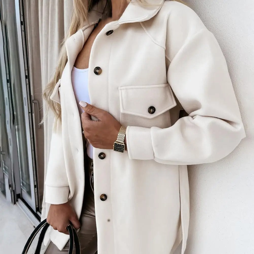 Stilvolle Damen-Wolljacke mit Gürtel für den Frühling – perfekte Begleitung für lässige Alltagslooks