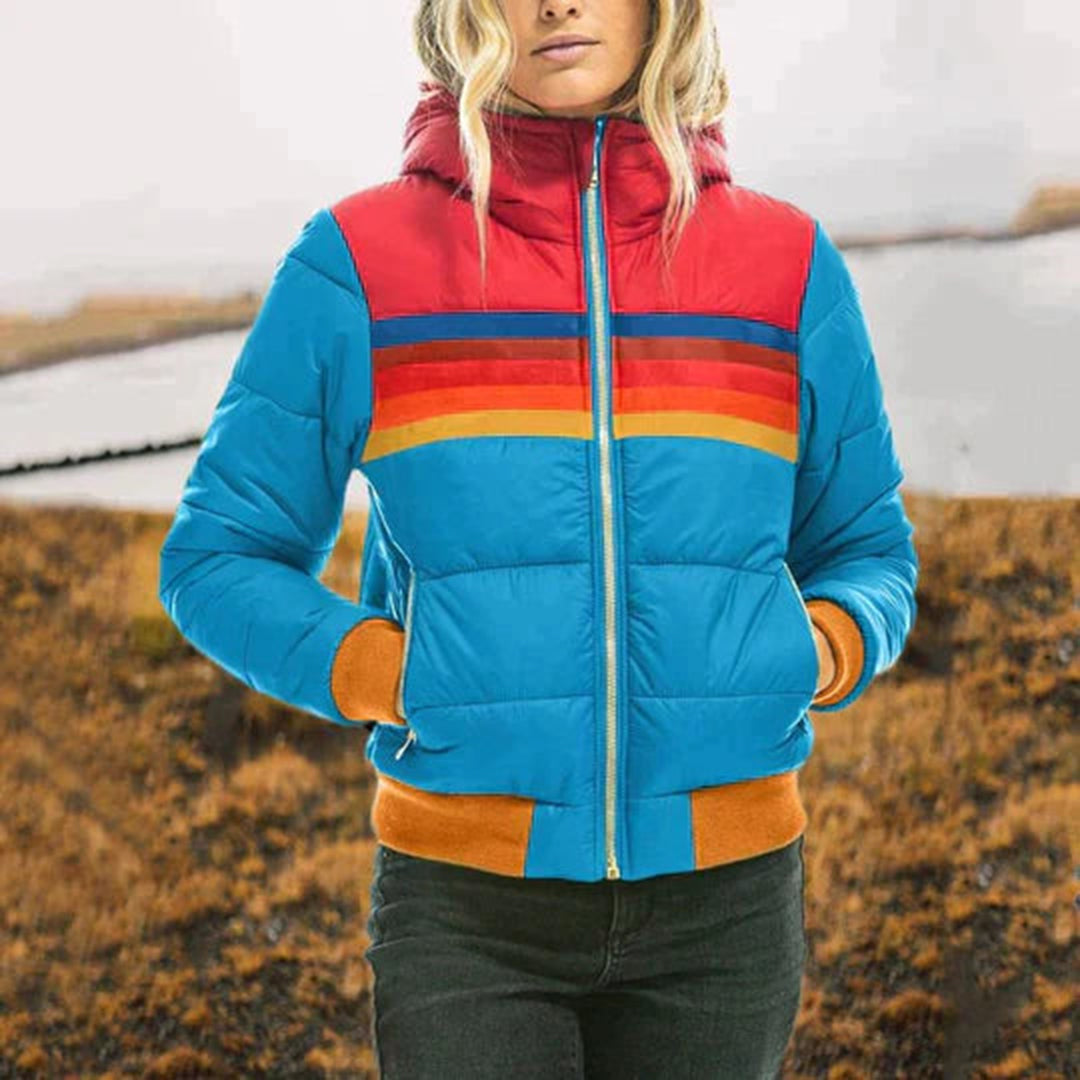 Adriana - Elegante Damenjacke mit bequemer Kapuze
