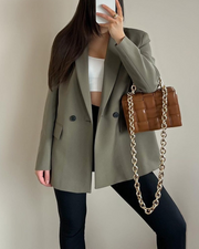PowerChic - Eleganter Damen-Doppelreiher-Blazer im stilvollen Design