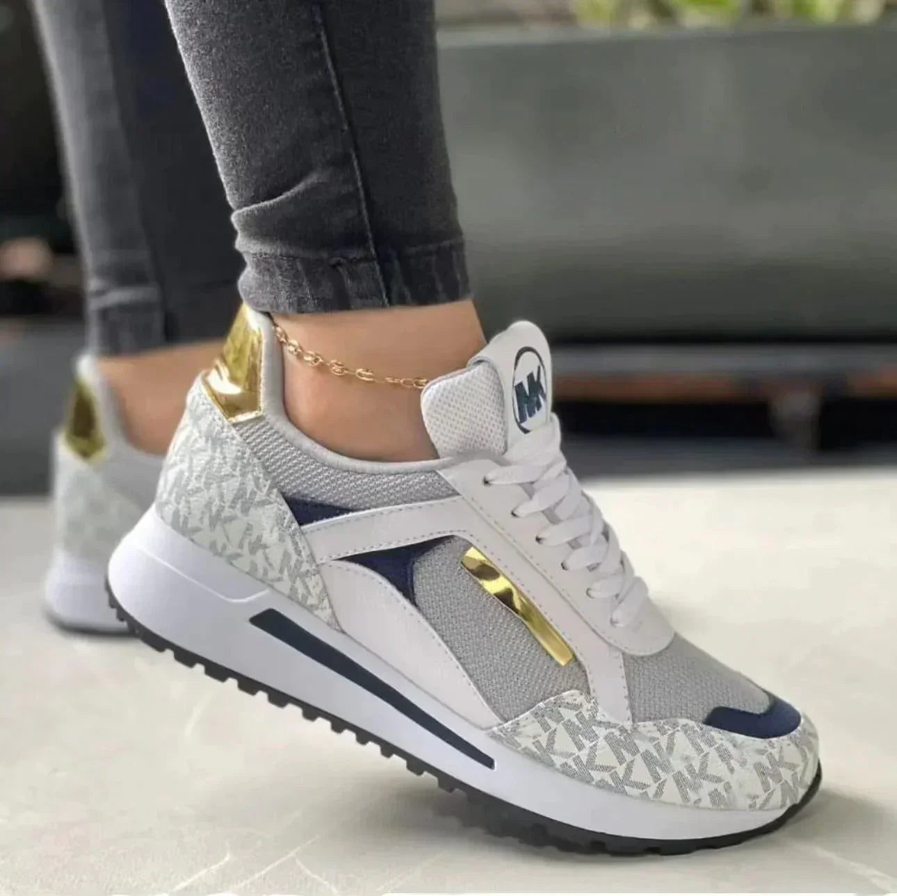 Fiona - Bequeme orthopädische Sportschuhe für optimale Leistung