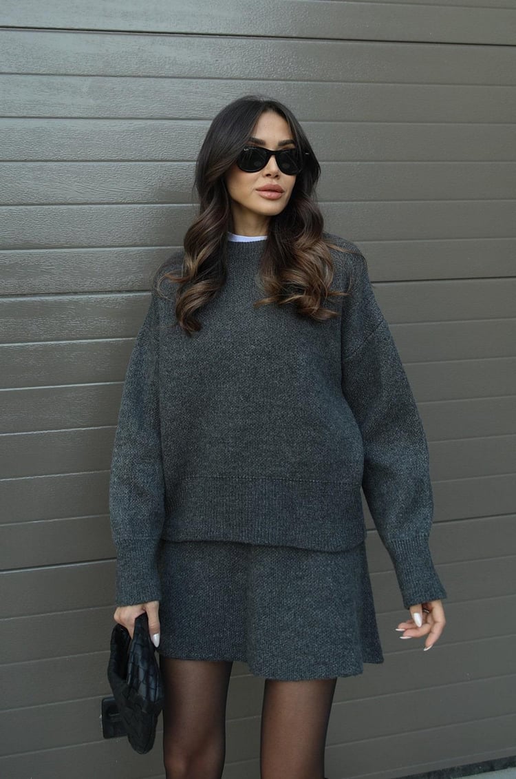 Herbstliches Damen Strickset – Weicher Premiumwolle Pullover und Rock