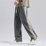 Cord-Jogginghose mit Waffelmuster