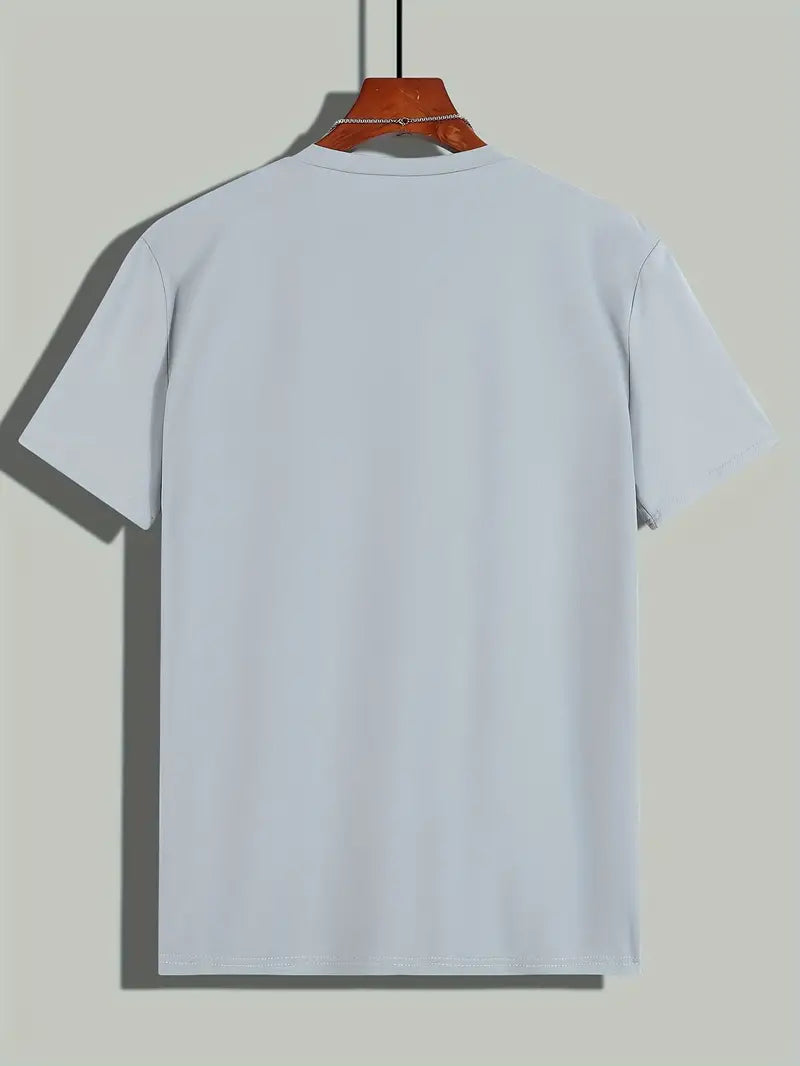 Stylowy męski t-shirt z kolorowymi akcentami - komfortowy dekolt i krótki rękaw idealny na co dzień